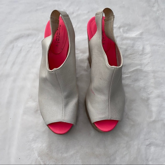 H&M Chunky Wedges - Picture 2 of 3